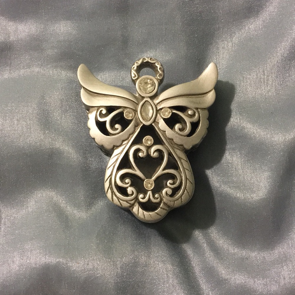 Beautiful angel holder